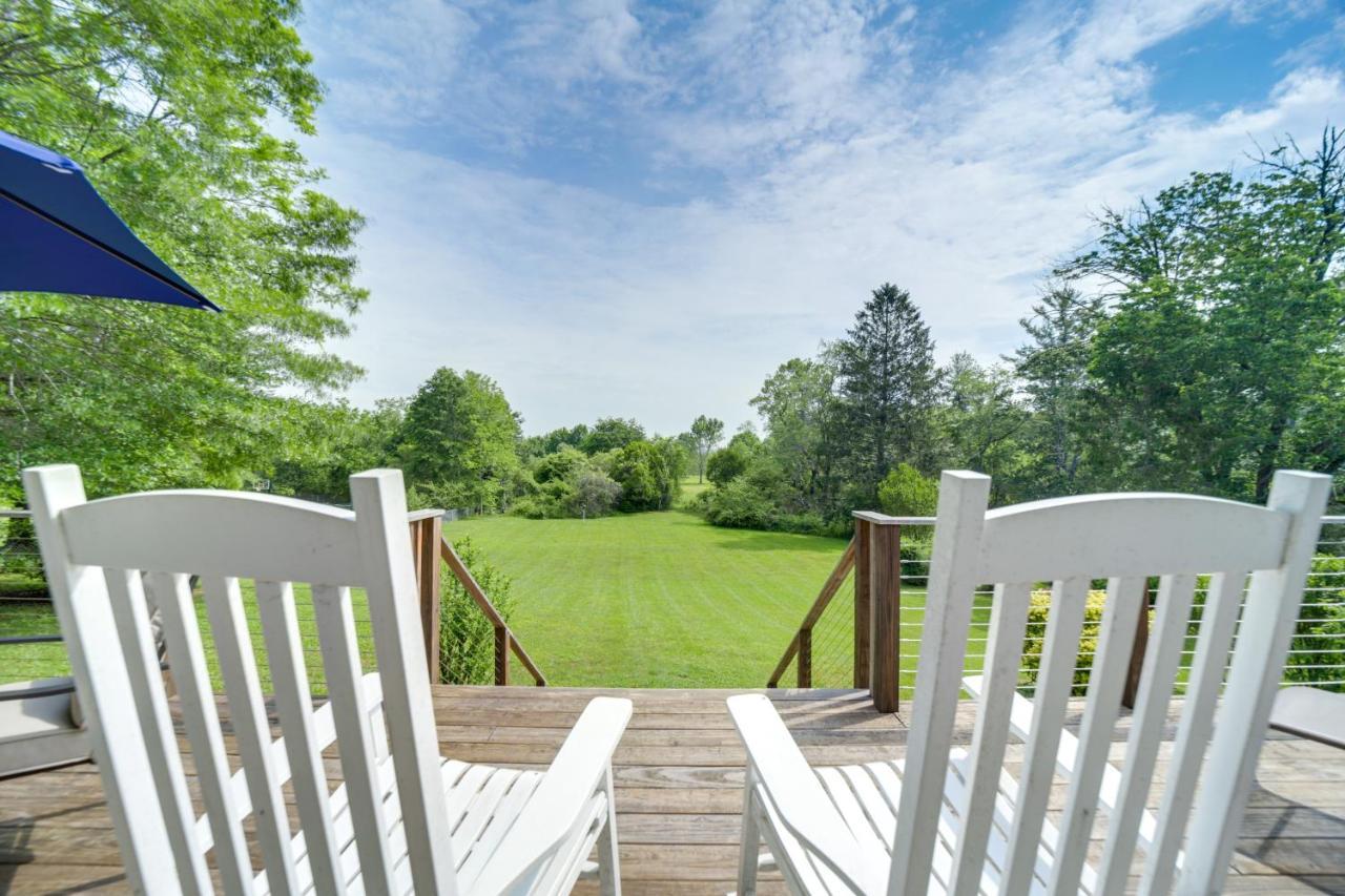 Centrally Located Brevard Home With Deck And Fire Pit! Buitenkant foto